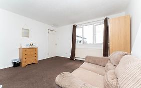 Move Inn Estates - Multiple Rooms